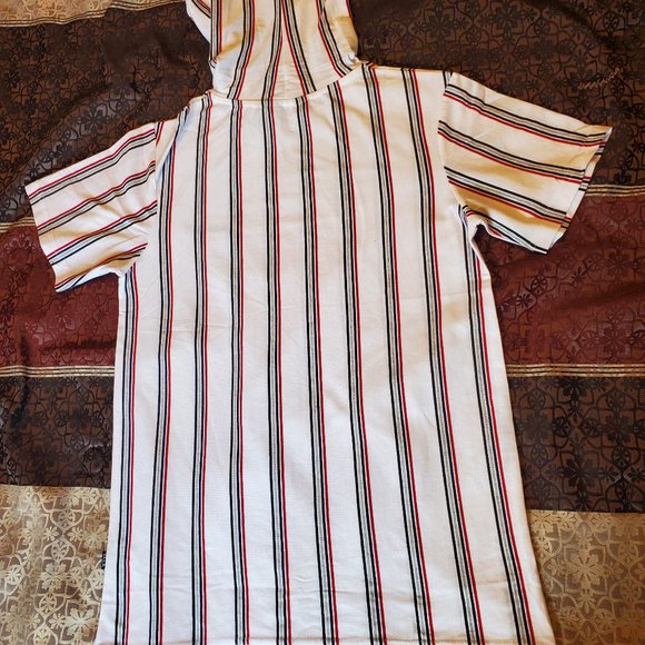 V.A.L.A Los Angeles Short Sleeve Hoodie - Picture 3 of 4